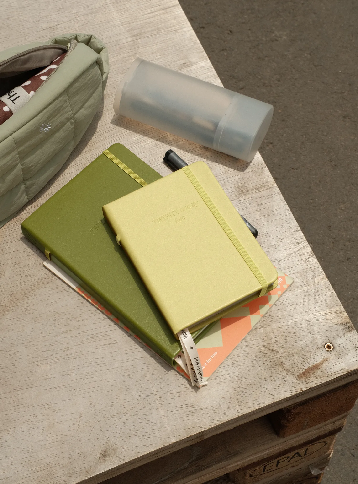 2025 Planner Regular (Lawn)