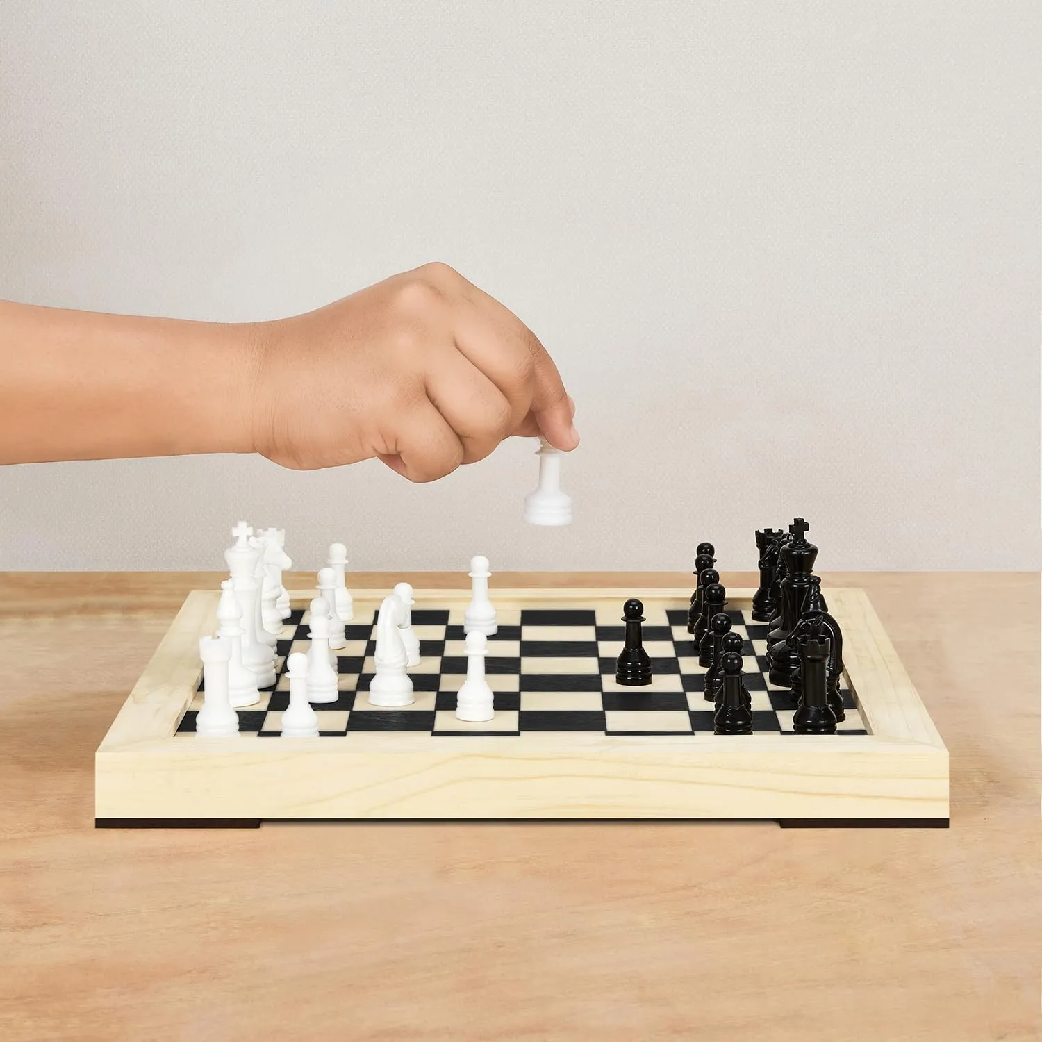 Amazon Brand - Jam & Honey Wooden Handcrafted Chess | Great Birthday Gift | Toy for Kids Girls Boys