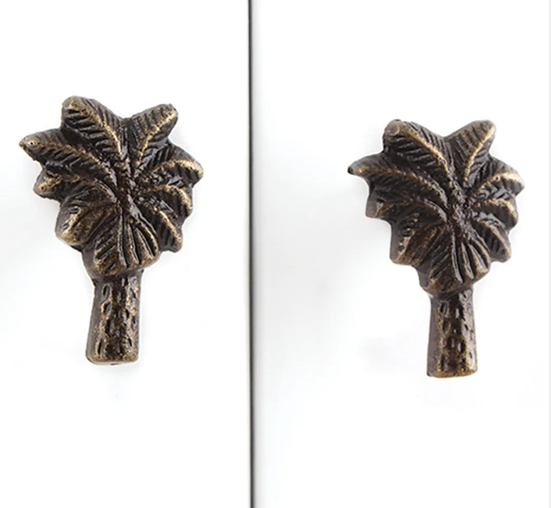 Coconut Tree Metal Knob in bronze