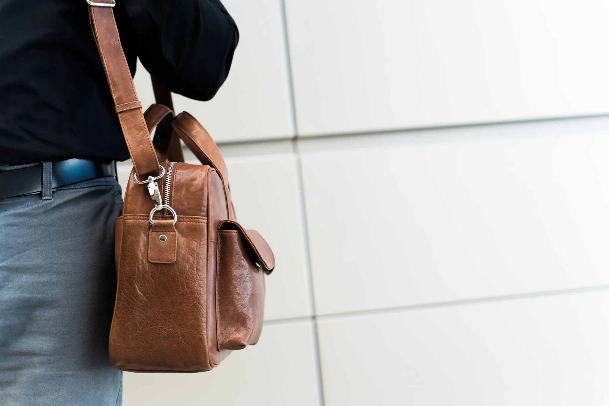 Messenger Bag - Coffee