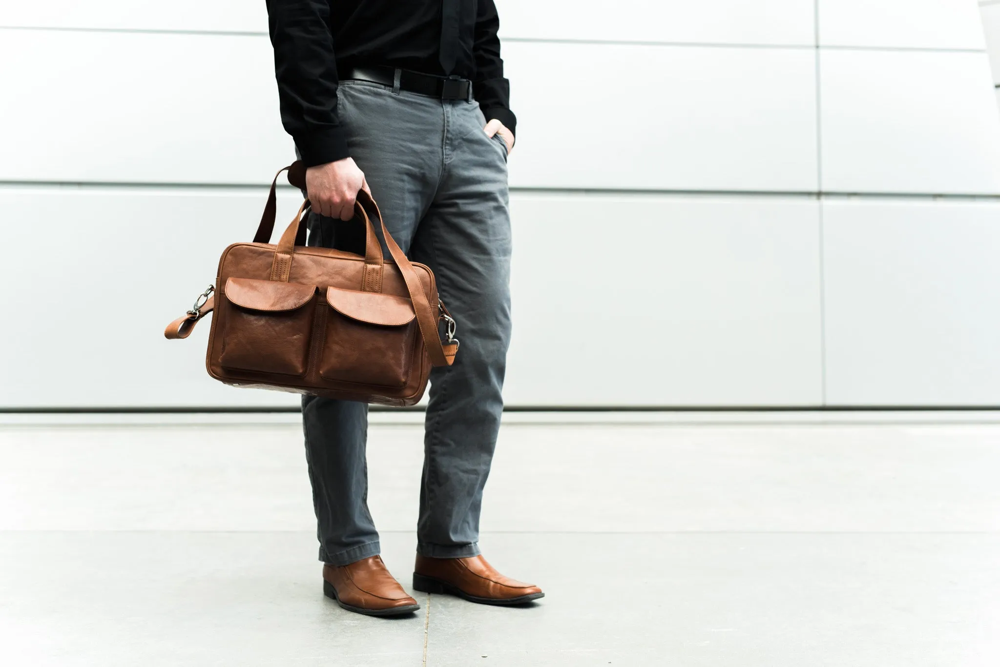 Messenger Bag - Coffee