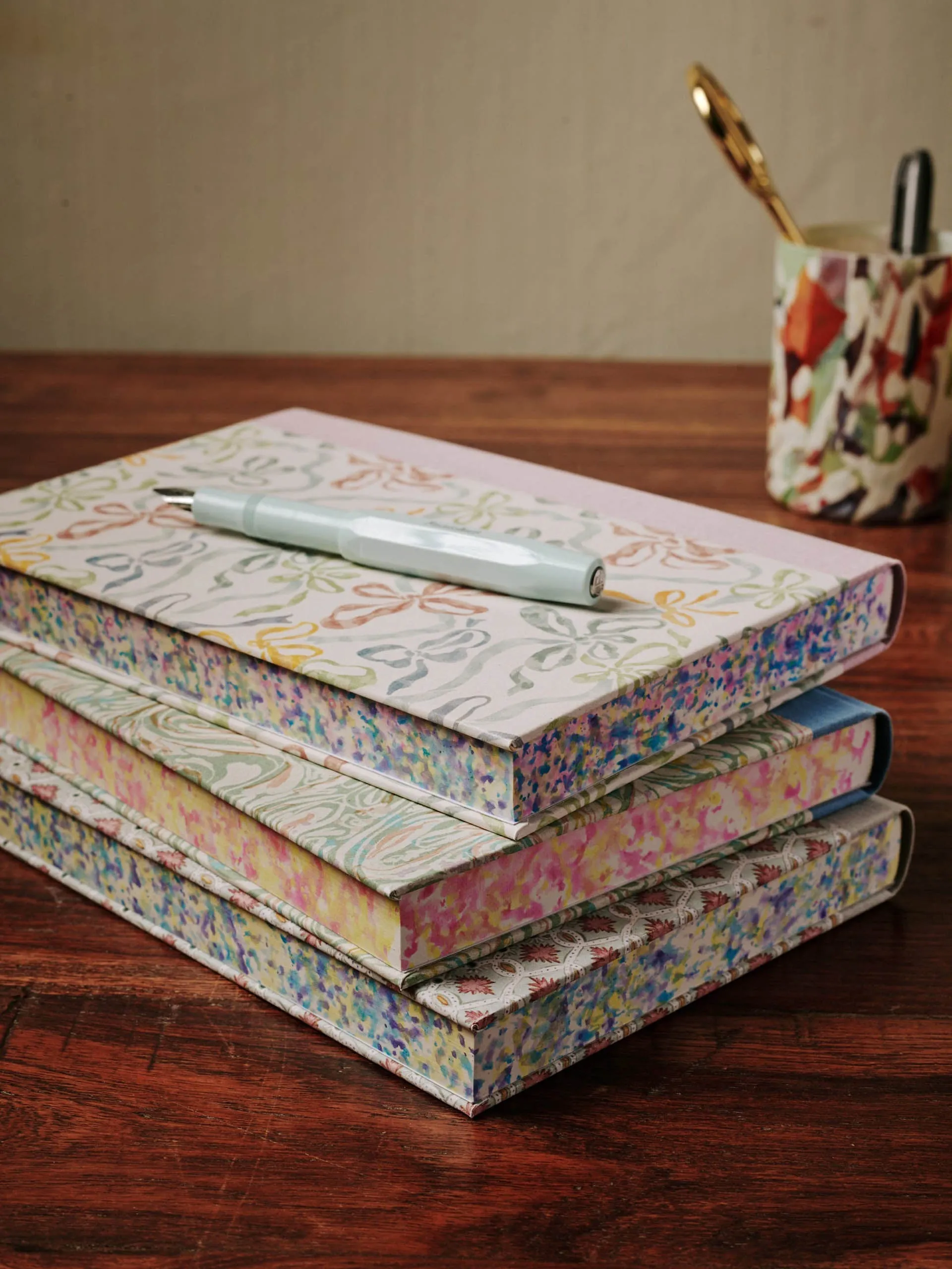 Party Bows A5 notebook