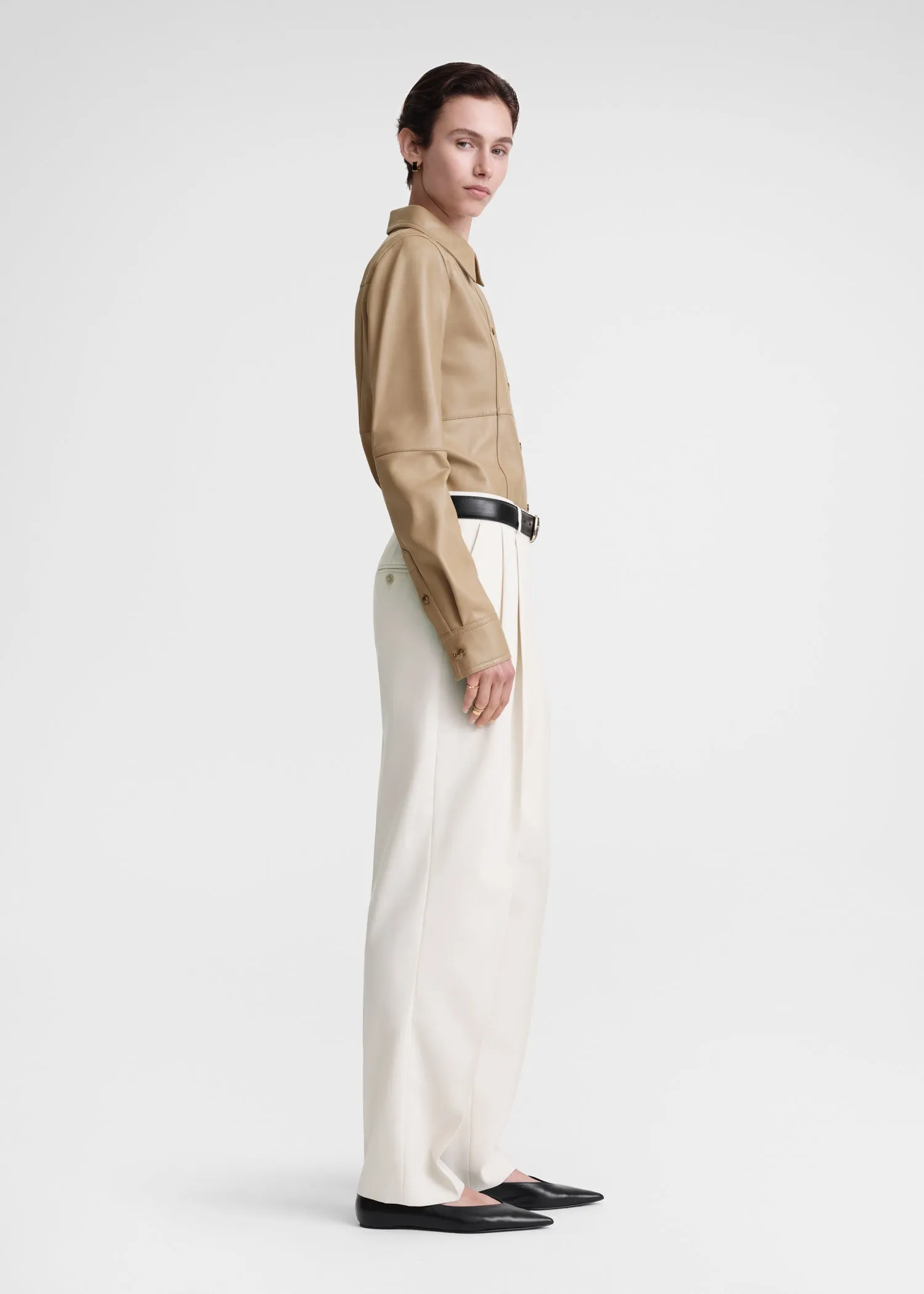Slim leather shirt biscuit