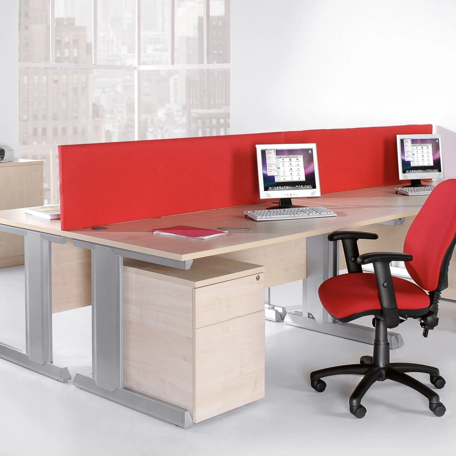 Vivo straight desk 600 deep